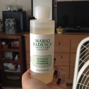 Glycolic foaming cleanser